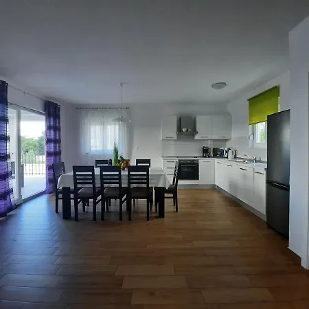 Aura Yourcroatiaholiday Vila