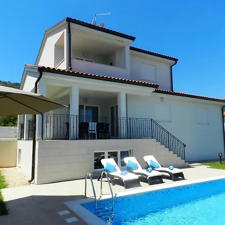 Vila Aura Yourcroatiaholiday Drenje (Istria)