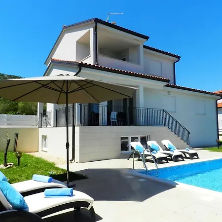 Aura Yourcroatiaholiday * Drenje (Istria)